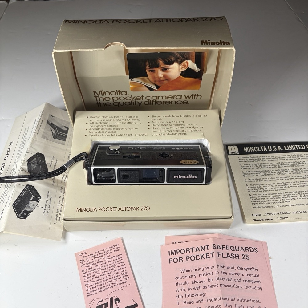 VTG Minolta Pocket Autopak 270 110 Film Camera Complete In Original Box
